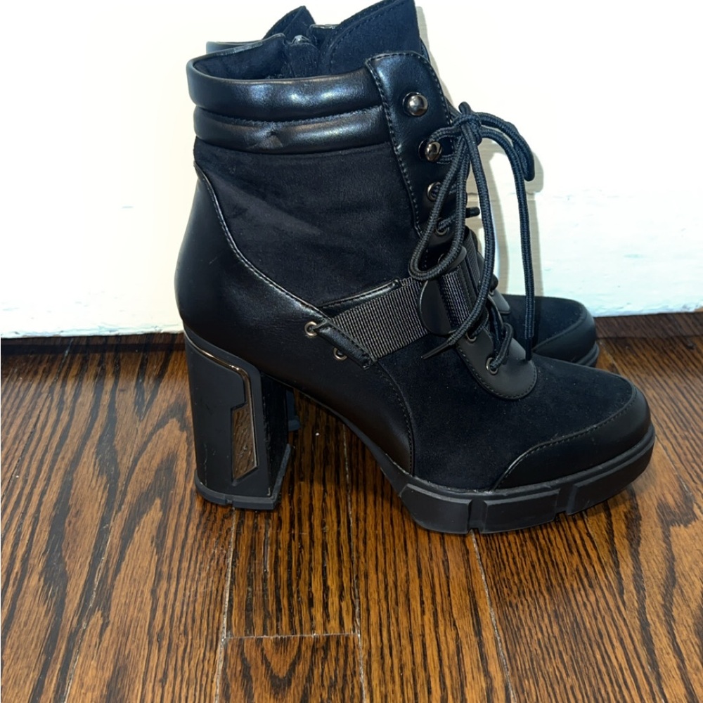 Elegant Black Combat Boots for Women